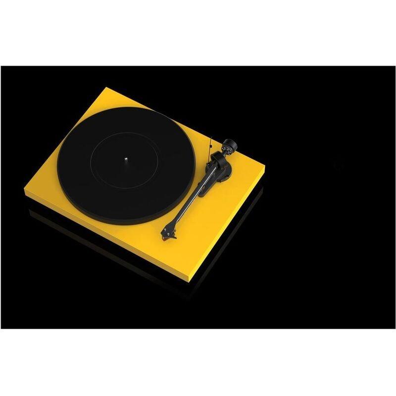 PRO-JECT AUDIO SYSTEMS - Pro-Ject Debut Carbon Evo Belt-Drive Turntable with Ortofon 2M Red - Satin Yellow