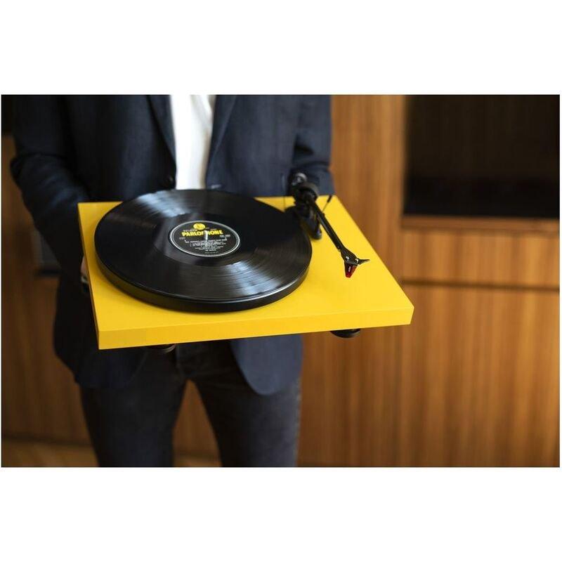 Pro-Ject Debut Carbon Evo Belt-Drive Turntable with Ortofon 2M Red - Satin Yellow, , large image number 3