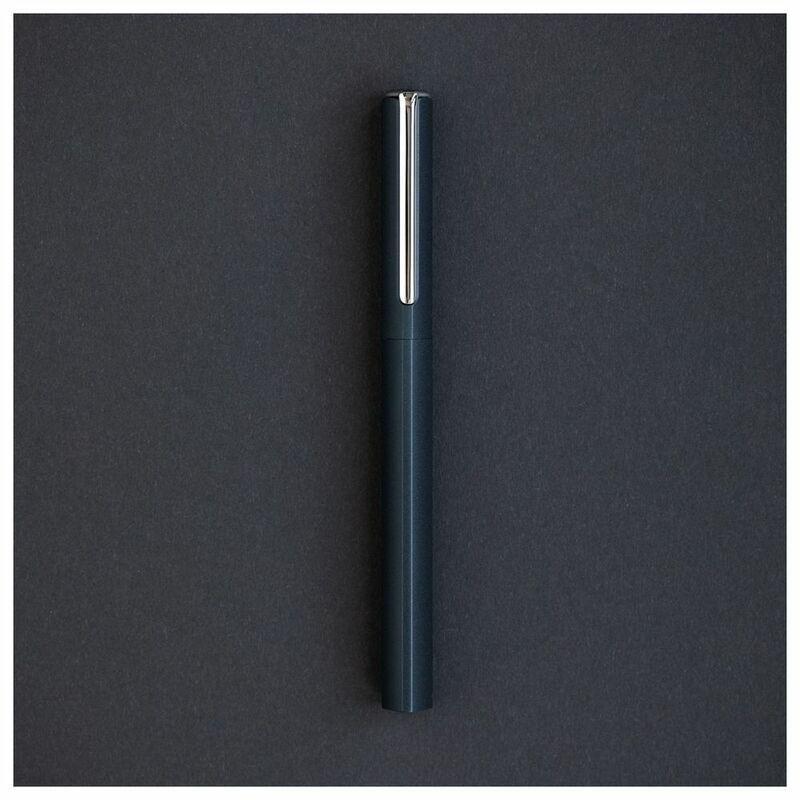 Pininfarina Segno Maserati Edition PF One Fountain Pen Dark Blue/Nib Medium - Schmidt K6 Converter Black Ink, , large image number 1