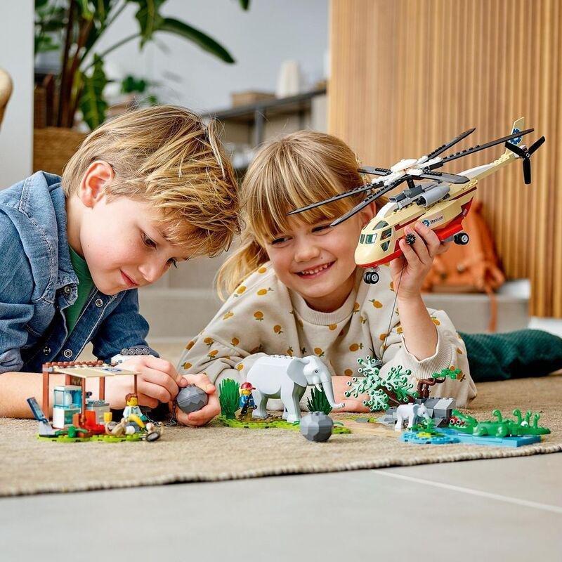 LEGO City Wildlife Rescue Operation Vet Set 60302, , large image number 4