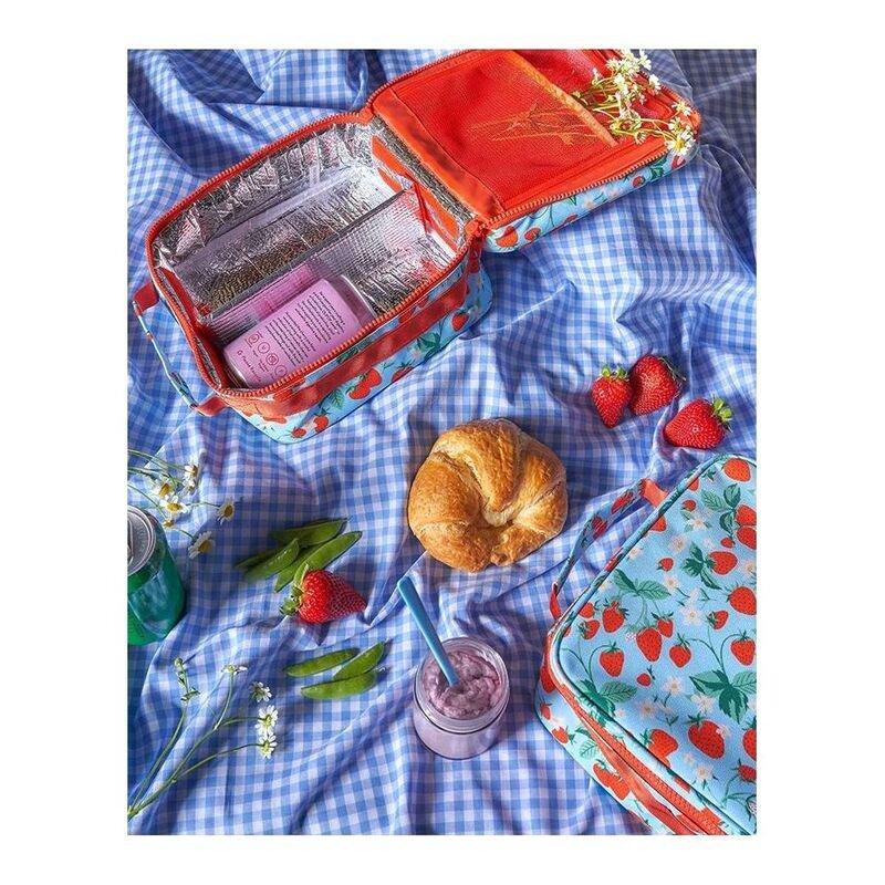 Ban.do What's for Lunch Lunch Bag Strawberry Field Blue, , large image number 1