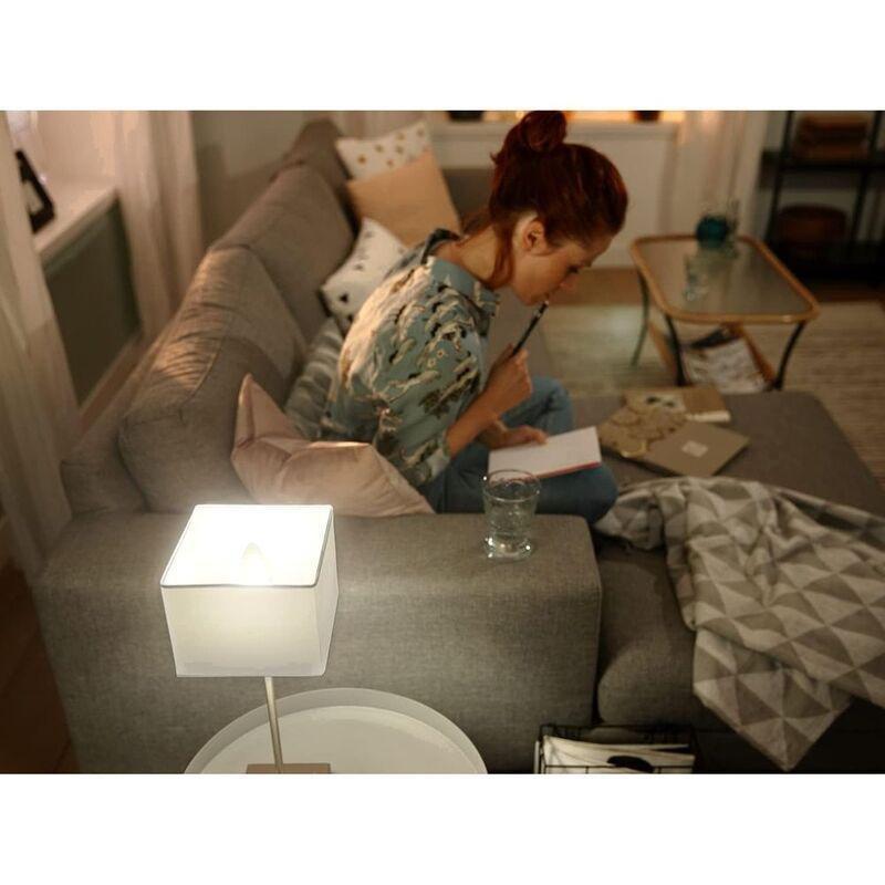 Philips Hue White And Colour Ambiance Candle B39 E14 - 470 Lumens (5.3W), , large image number 4