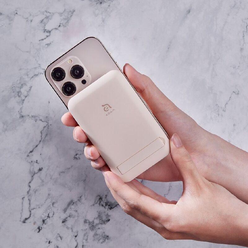 Adam Elements Gravity C2 Magnetic Wireless Power Bank - Milk Tea, , large image number 4