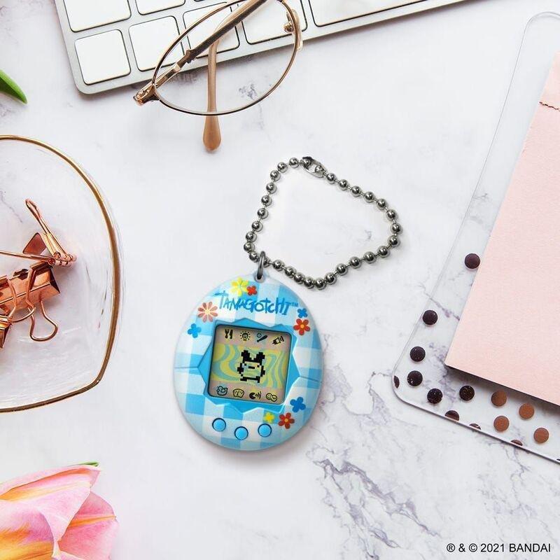 Bandai Tamagotchi Flower Gingham Digital Pet, , large image number 3