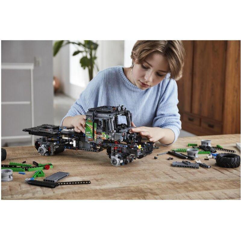 LEGO Technic App-Controlled 4X4 Mercedes-Benz Zetros Trial Truck 42129, , large image number 3