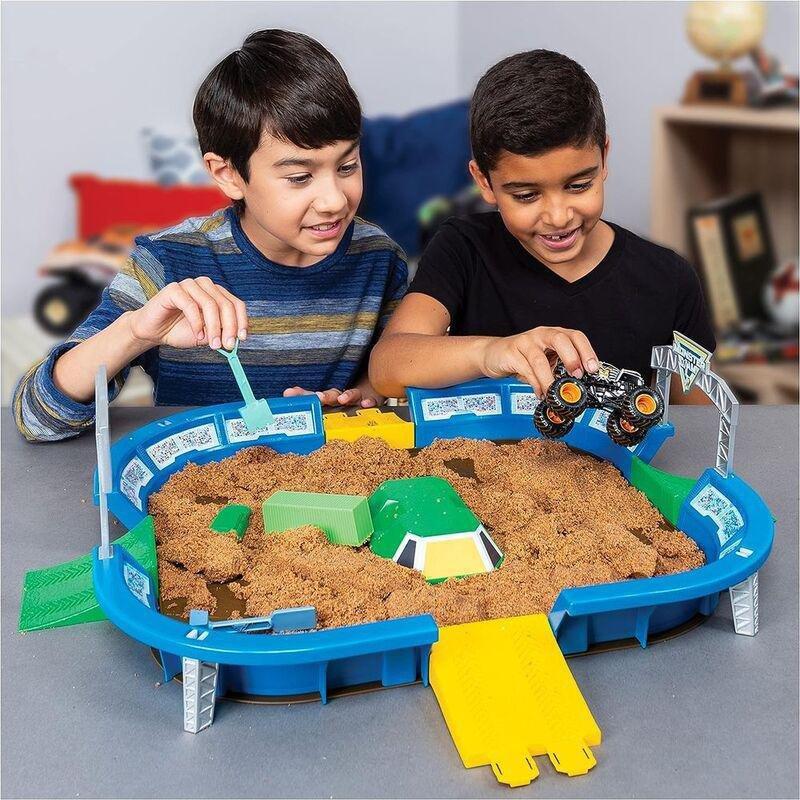 Monster Jam Kinetic Dirt Arena Playset, , large image number 9