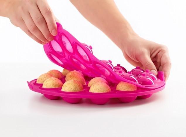 Lekue Cake Pops Fushia Moulds-18 Cavities, , large image number 2