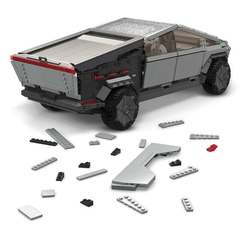 Mega Construx Tesla Cybertruck Collector Set (3283 Pieces), , large image number 1