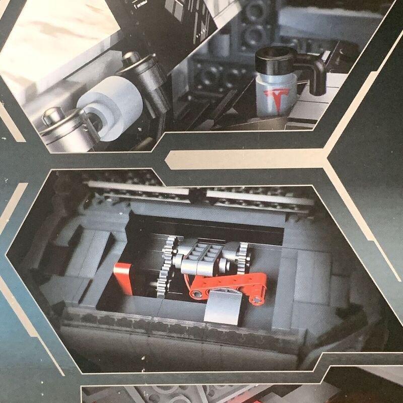 Mega Construx Tesla Cybertruck Collector Set (3283 Pieces), , large image number 2