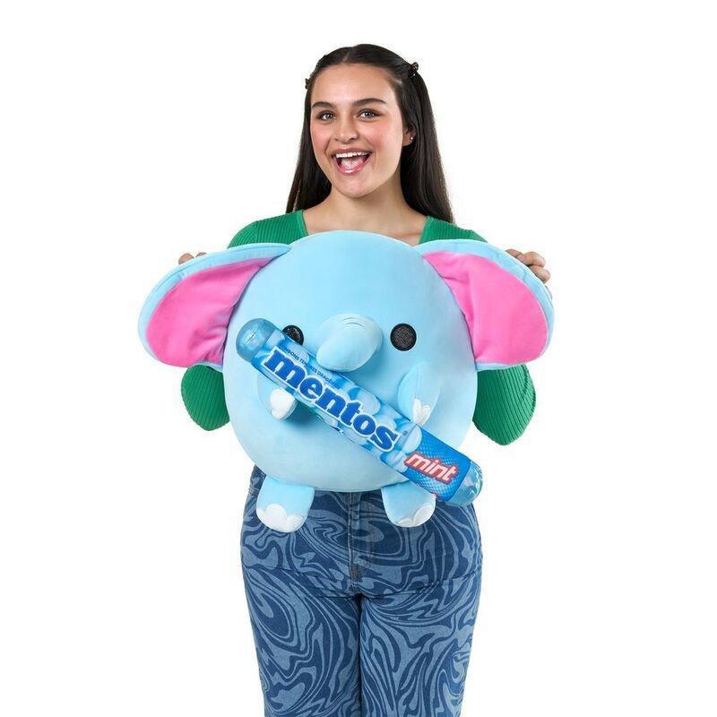 Zuru Snackles Series 1 Lottie The Elephant & Mentos Medium 13-Inch Plush Toy, , medium