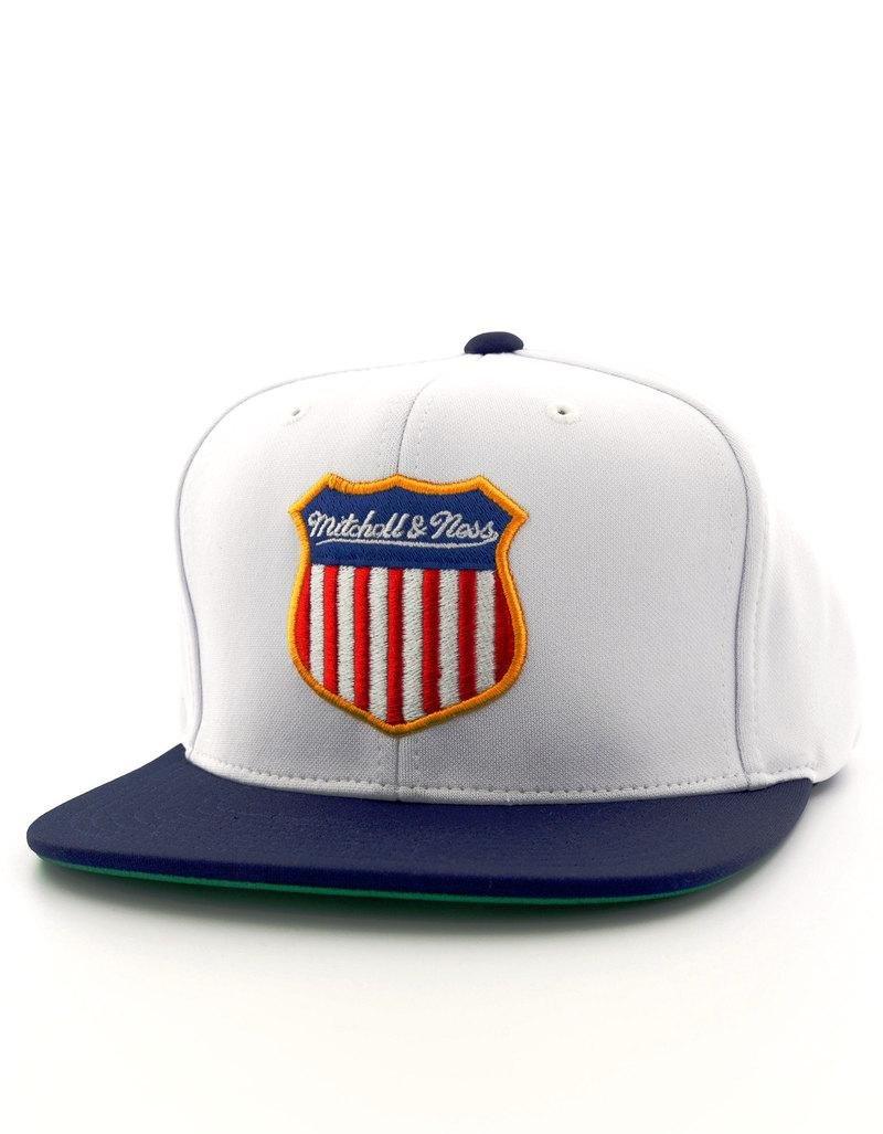 Mitchell & Ness D Memory White/Navy Snapback Cap, , large image number 0