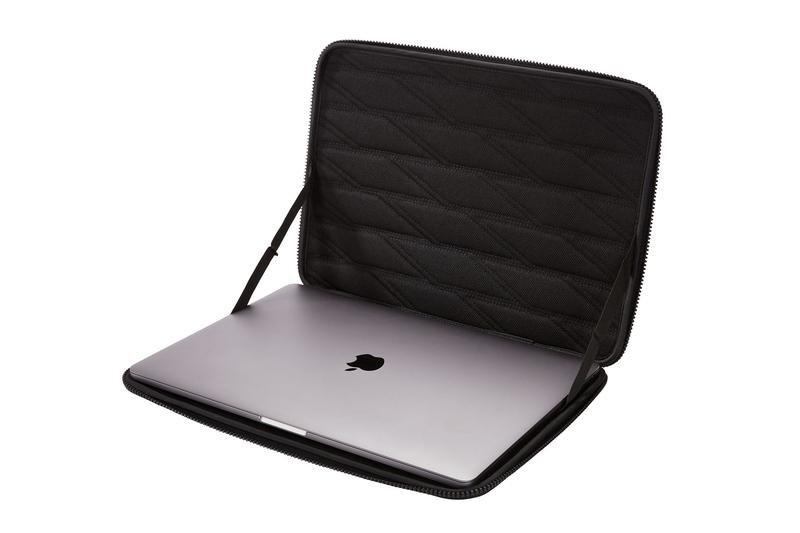Thule Gauntlet 4 Sleeve Black for MacBook Pro 16-Inch, , large image number 4
