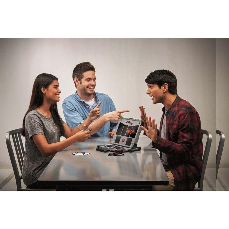 HASBRO - Hasbro The Lie Detector Game