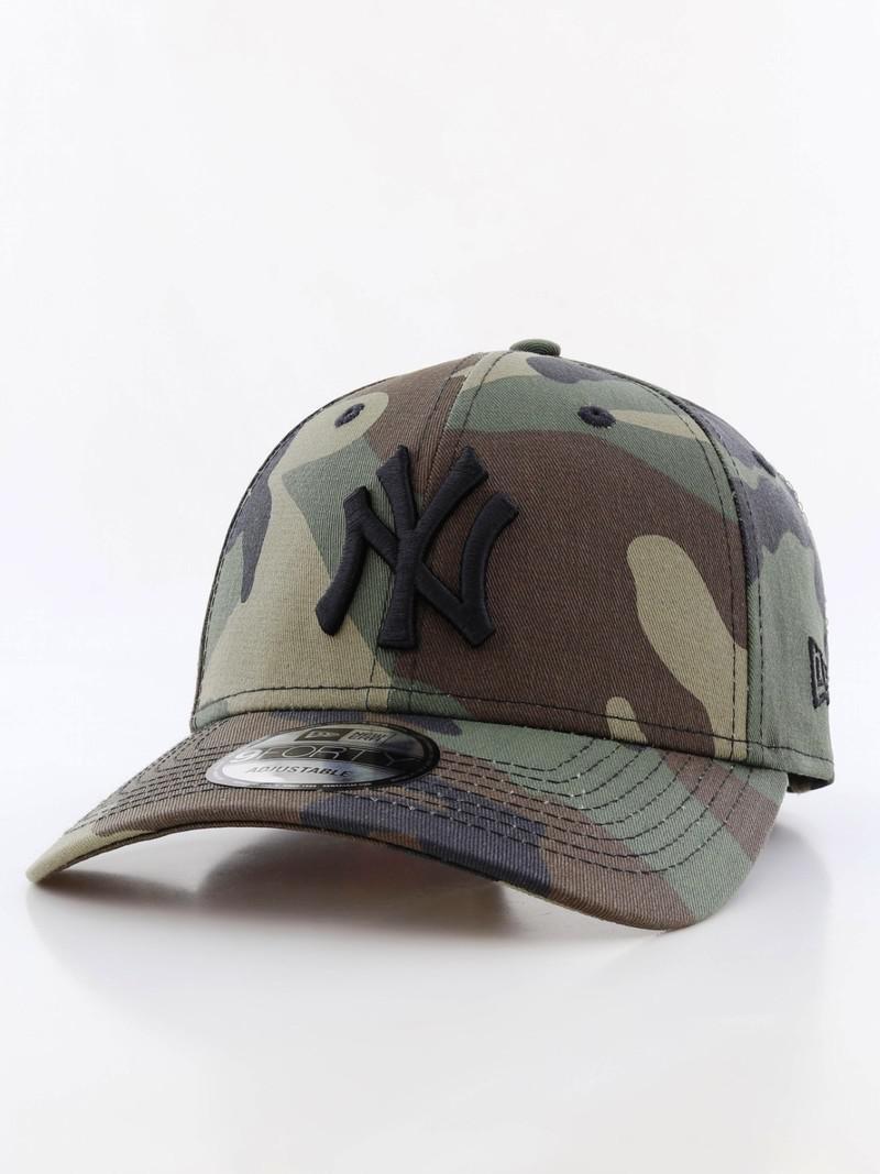 New Era League Essential New York Yankees Woodland Camo Cap, , medium