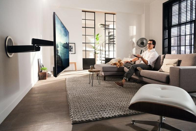 Vogel's MotionMount NEXT 7355 Full-Motion Motorised TV Wall Mount 40-65 Inch, , large image number 1