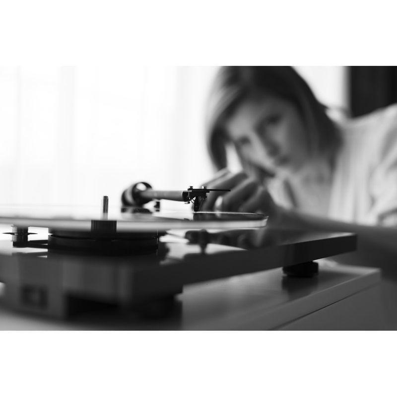 Pro-Ject T1 Phono Belt-Drive Turntable with Ortofon OM5E - Gloss Black, , large image number 1