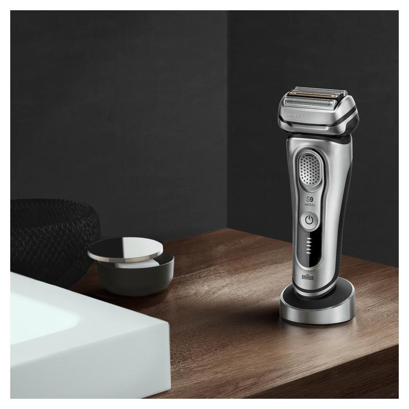 Braun Series 9 9350S Wet & Dry Shaver With Charging Stand Silver, , large image number 3
