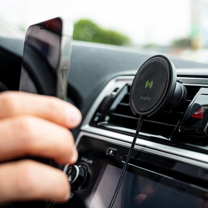 Mophie Snap+ Wireless Charging Car Vent Mount Black, , large image number 3