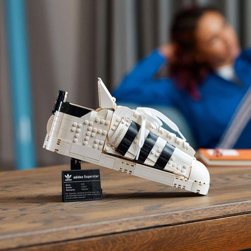 LEGO ICONS adidas Originals Superstar Building Kit 10282 (731 Pieces), , large image number 6