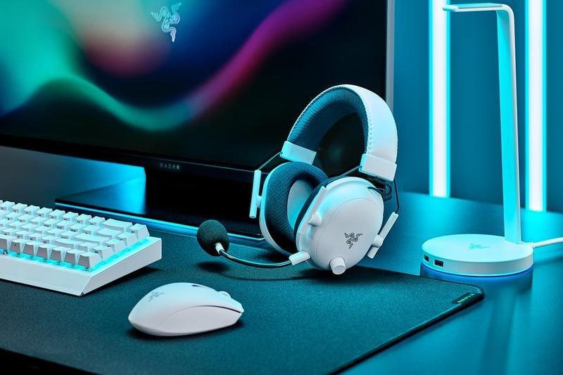 Razer Blackshark V2 Pro White Wireless eSports Headset, , large image number 3