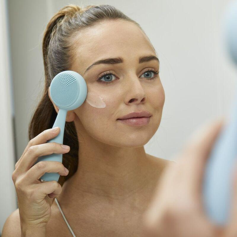 PMD Clean Pro Pure Silver Smart Skin Cleansing Brush - Sky, , large image number 2