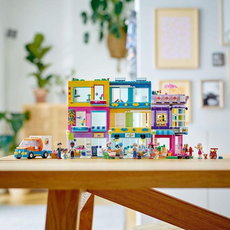 LEGO Friends Main Street Building 41704, , large image number 3