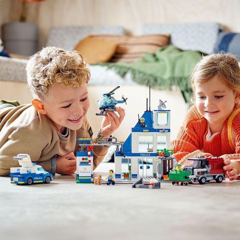 LEGO City Police Station 60316, , large image number 1