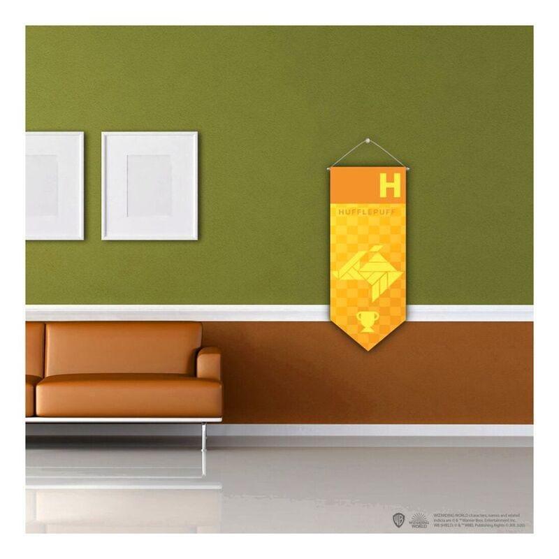 Sihir Dukkani Harry Potter Wizarding World Hufflepuff Pennant Sword Cut (30x75cm), , large image number 1