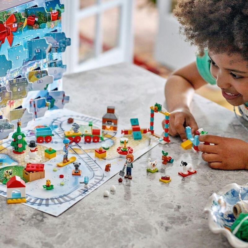 LEGO Friends Advent Calendar 2023 41758 Building Set (231 Pieces), , large image number 3