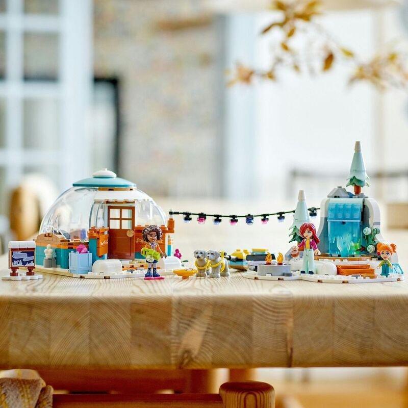 LEGO Friends Igloo Holiday Adventure 41760 Building Set (491 Pieces), , large image number 4