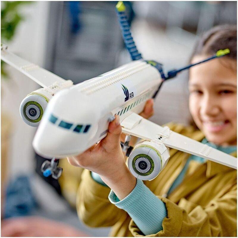 LEGO City Passenger Aeroplane 60367 Building Toy Set (930 Pieces), , large image number 5