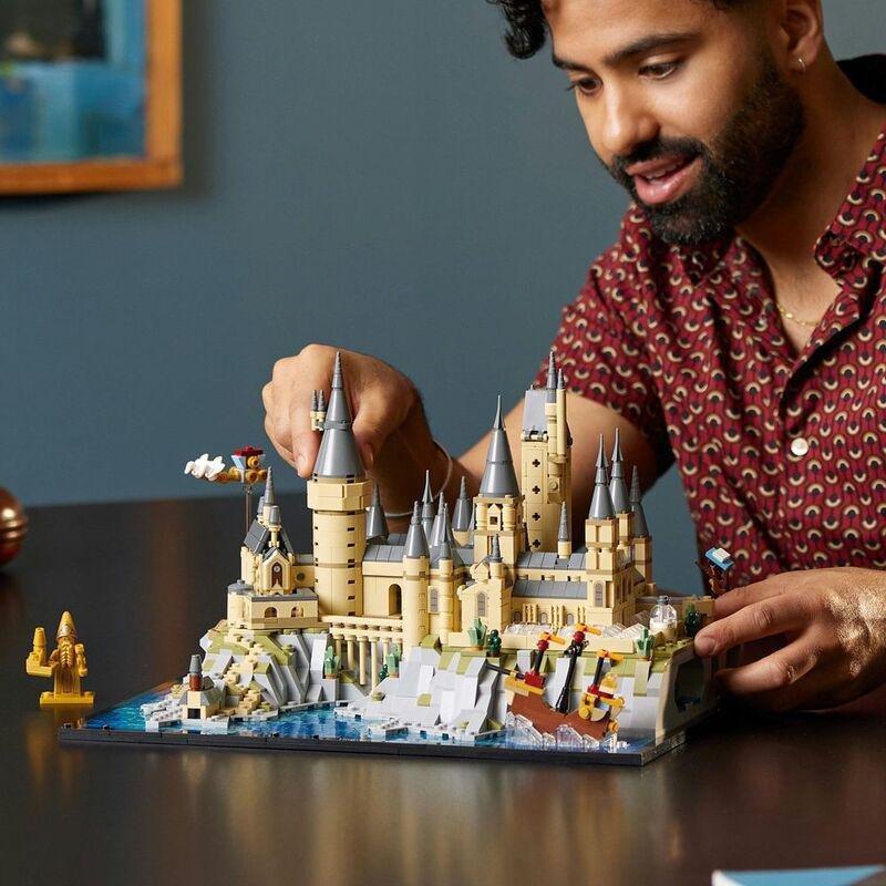 LEGO Harry Potter Hogwarts Castle and Grounds 76419 Building Set (2660 Pieces), , large image number 2