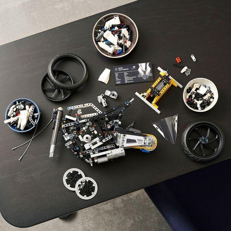 LEGO Technic BMW M 1000 RR Model Building Kit 42130 (1925 Pieces), , large image number 2
