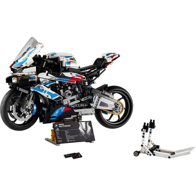 LEGO Technic BMW M 1000 RR Model Building Kit 42130 (1925 Pieces), , large image number 4