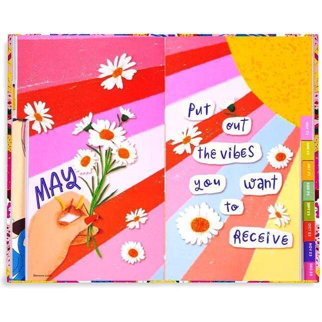 Ban.do 17-Month Classic Planner - Berry Butterly White (Aug 22-Dec 23), , large image number 2