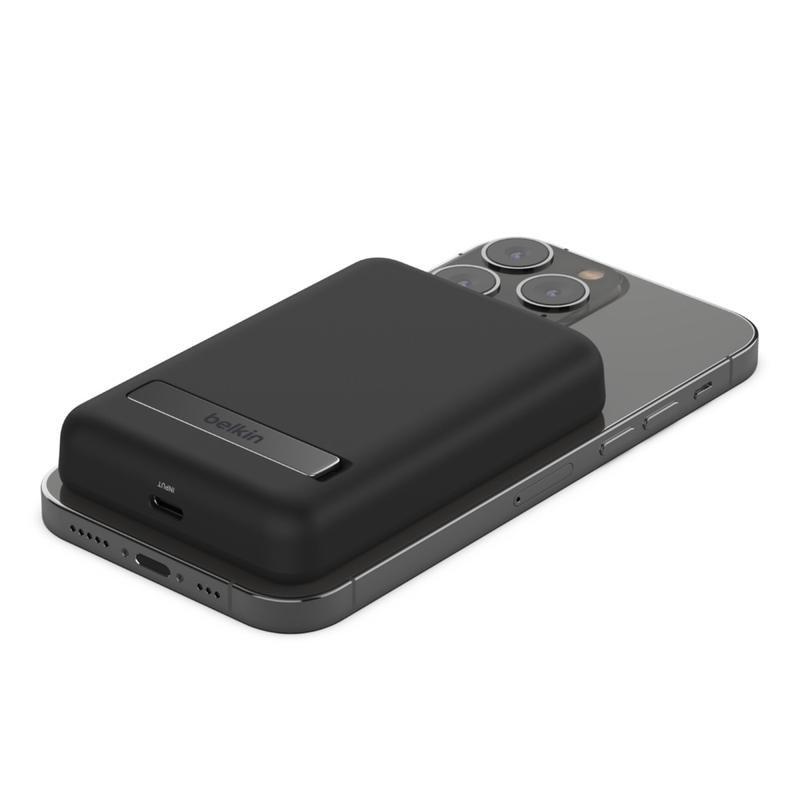 Belkin 5000mAh Magnetic Wireless Power Bank with Kick Stand for Smartphones - Black, , large image number 4