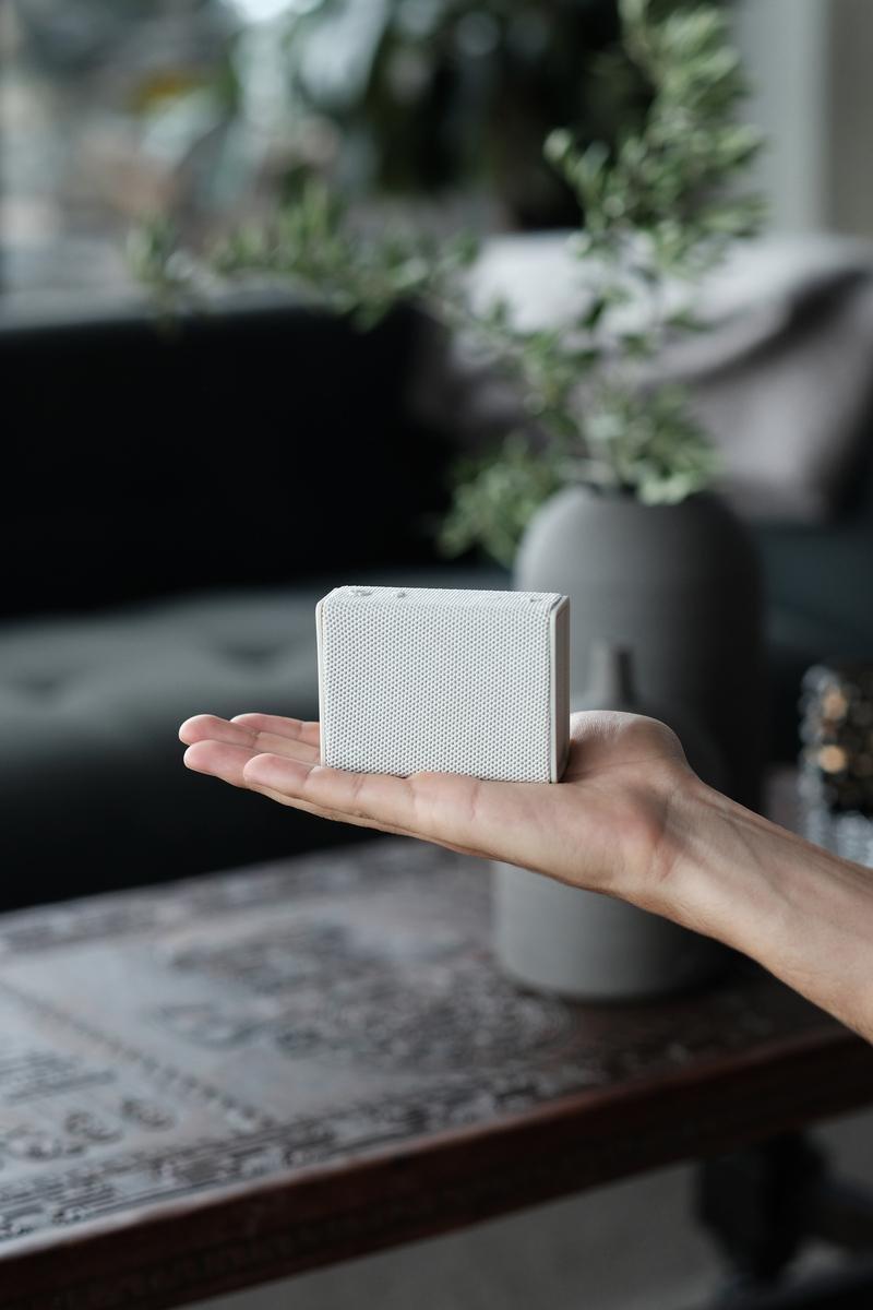 Urbanista Sydney Portable Bluetooth Speaker - White Mist, , large image number 5