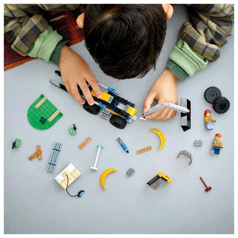 LEGO City Construction Digger Building Toy Set 60385 (148 Pieces), , large image number 2