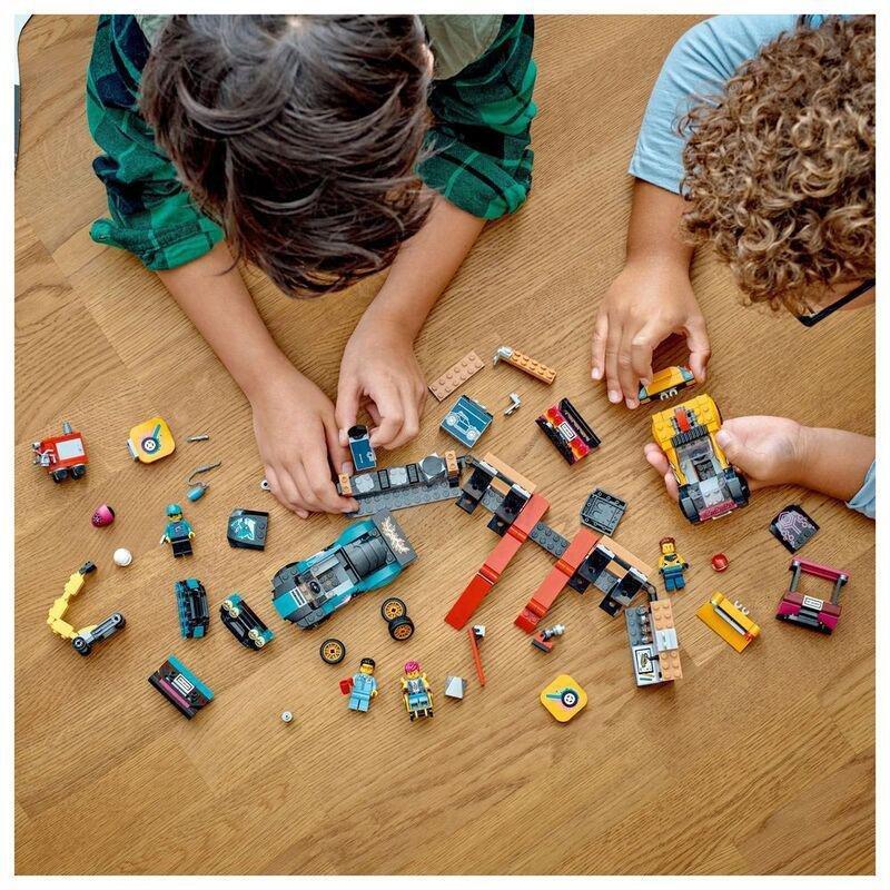 LEGO City Custom Car Garage Building Toy Set 60389 (477 Pieces), , large image number 1