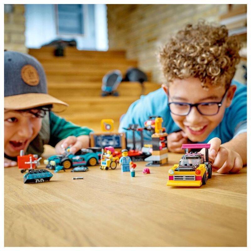 LEGO City Custom Car Garage Building Toy Set 60389 (477 Pieces), , large image number 5