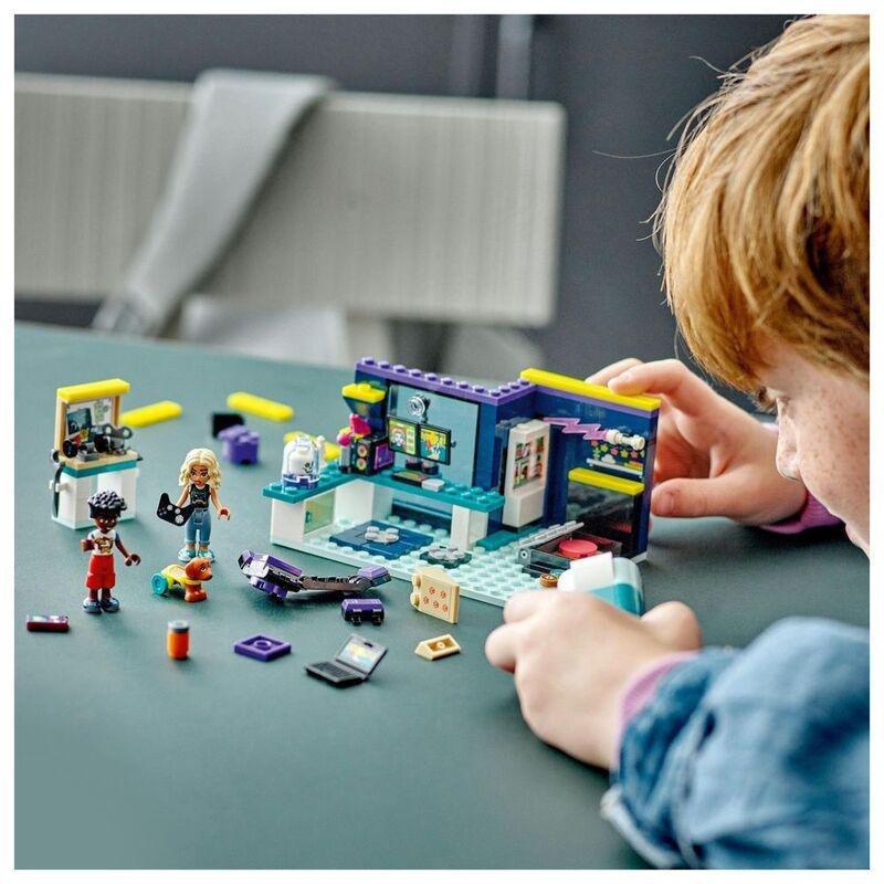 LEGO Friends Nova's Room Building Toy Set 41755 (179 Pieces), , large image number 1