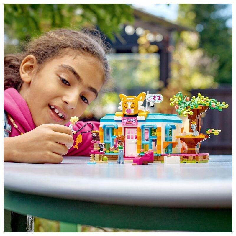 LEGO Friends Cat Hotel Building Toy Set 41742 (445 Pieces), , large image number 1