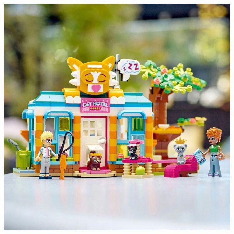 LEGO Friends Cat Hotel Building Toy Set 41742 (445 Pieces), , large image number 3