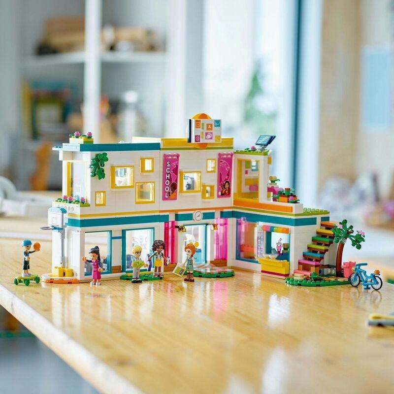 LEGO Friends Heartlake International School Building Toy Set 41731 (985 Pieces), , large image number 6
