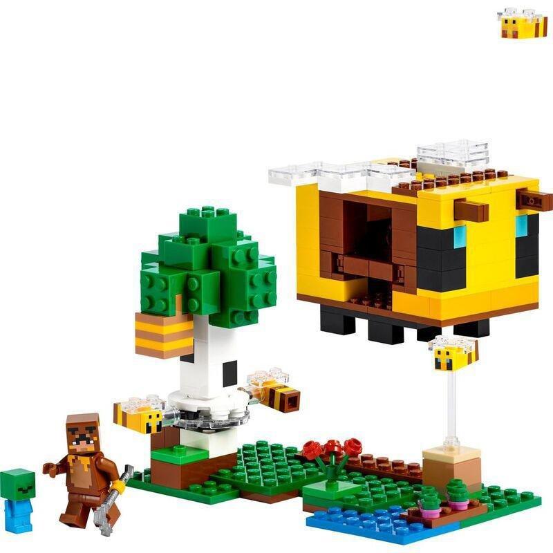 LEGO - LEGO Minecraft The Bee Cottage 21241 (254 Pieces)