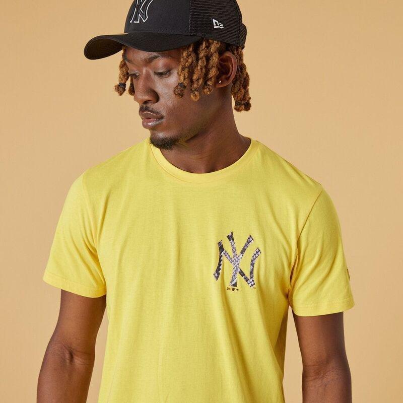 New Era MLB New York Yankees Men's T-Shirt - Yellow