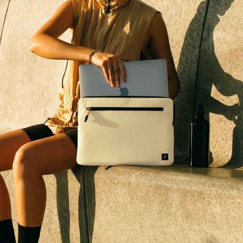 Native Union Stow Ultralight Laptop Sleeve For Macbook 14/13 - Black, , large image number 1