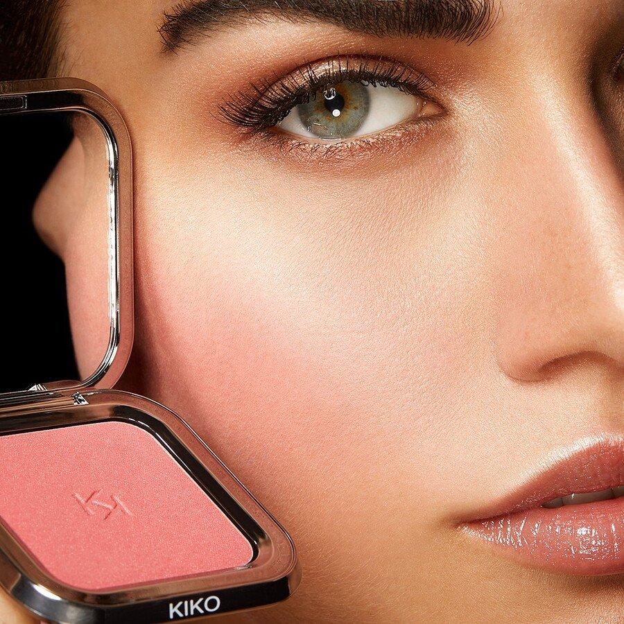 Unlimited Powder Blush, 04 Metallic Rosy Biscuit, large image number 3