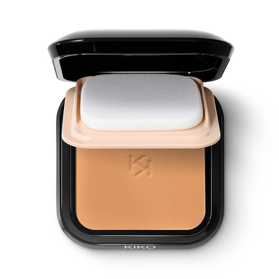 Full Coverage Blurring Powder Foundation, 70 Light Camel, large image number 2