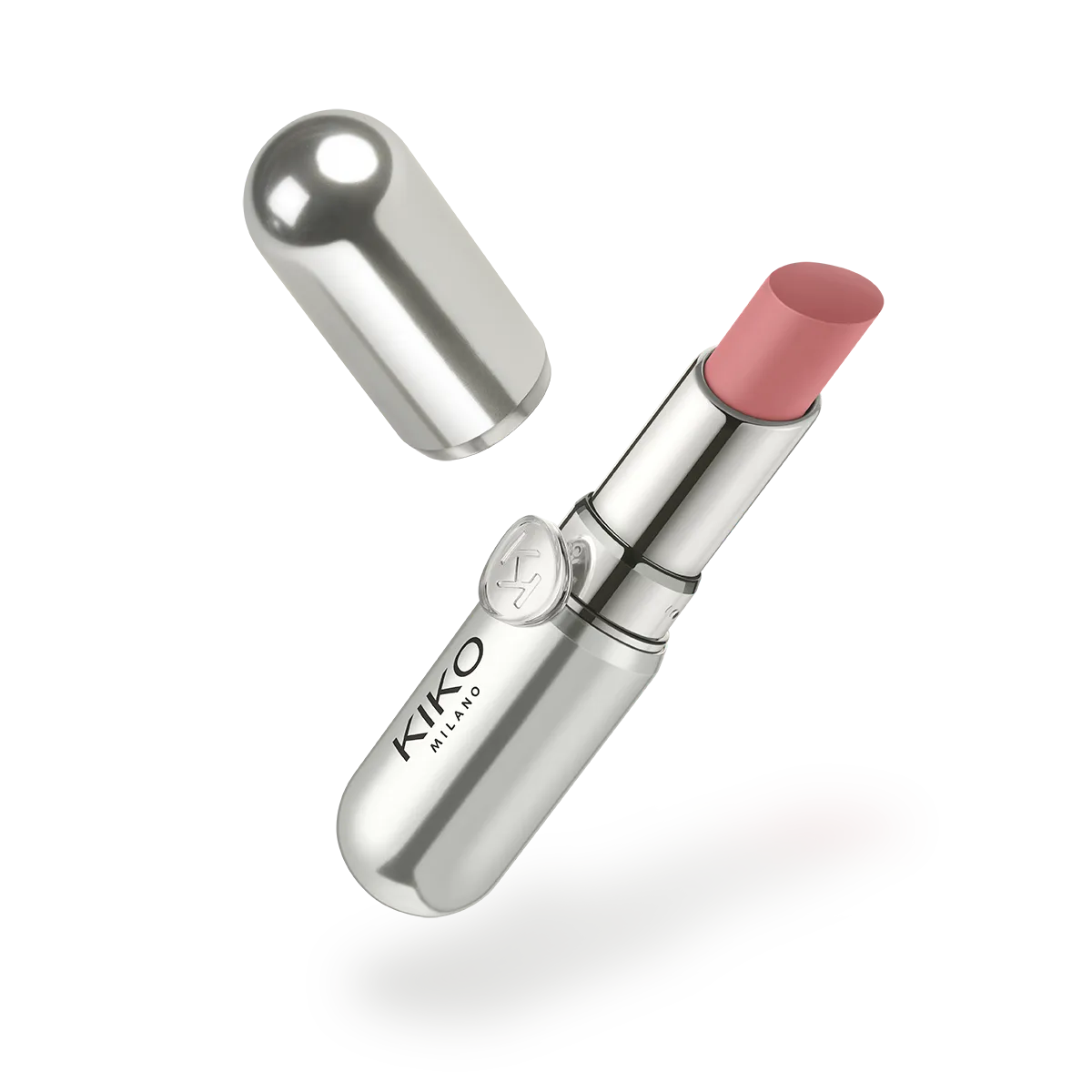 Hydrating lipstick with a radiant finish